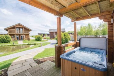 lodges with hot tubs thirsk