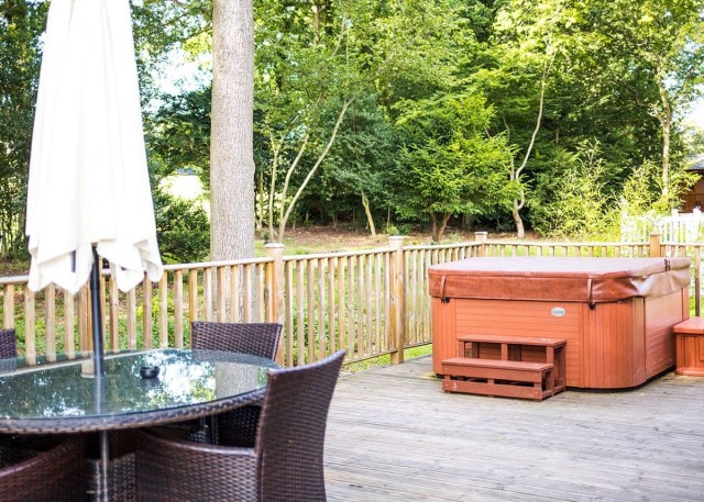 Lodges with Hot Tubs Sussex