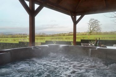 log cabins and lodges with hot tubs ayrshire